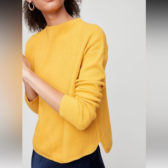 Aritzia Babaton Chalmer Sweater - Yellow- size XS - Picture 1 of 8